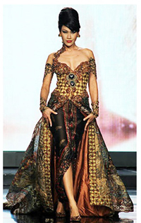 Indonesia Kebaya remodelled for an evening dress by Anna